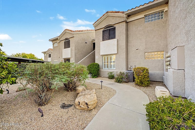 5249 E Shea Blvd #112, Scottsdale, AZ 85254