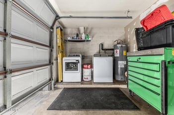 5249 Mountain View Rd, Glendale, AZ 85302