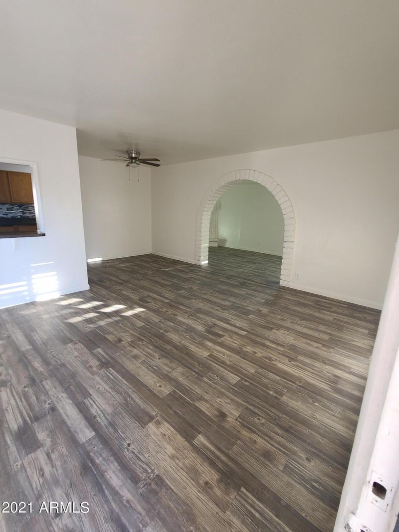 5249 S 1st Ave, Phoenix, AZ 85041