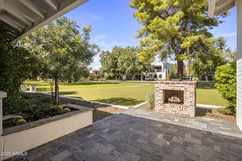 525 Berridge Ln, Phoenix, AZ 85013