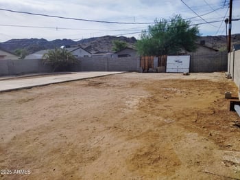 525 Buist St, Phoenix, AZ 85041