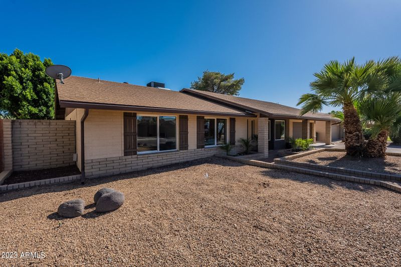 525 E Saint John Rd, Phoenix, AZ 85022