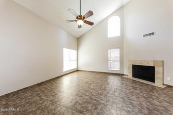 525 E Taro Ln, Phoenix, AZ 85024