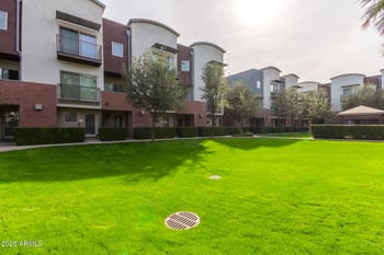 525 Lakeside Dr #125, Tempe, AZ 85281