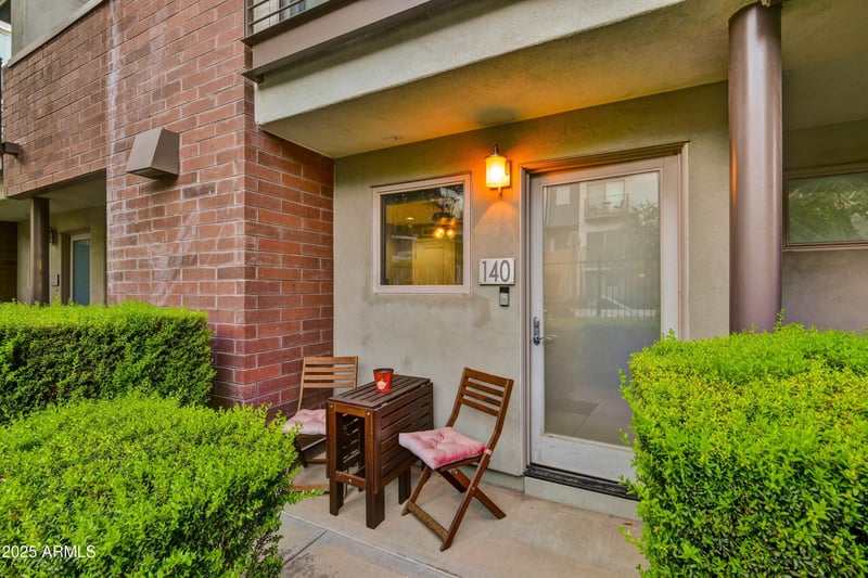 525 Lakeside Dr #140, Tempe, AZ 85281