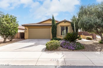 525 Reeves Ave, San Tan Valley, AZ 85140