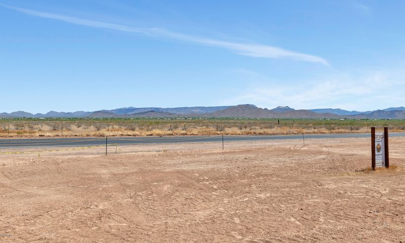 525 W Cloud Rd, Phoenix, AZ 85086