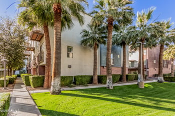 525 Lakeside Dr #141, Tempe, AZ 85281