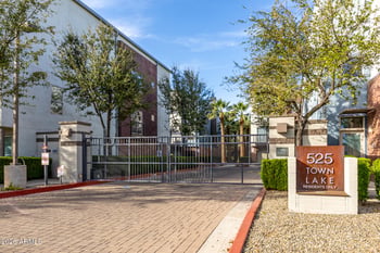 525 Lakeside Dr #125, Tempe, AZ 85281