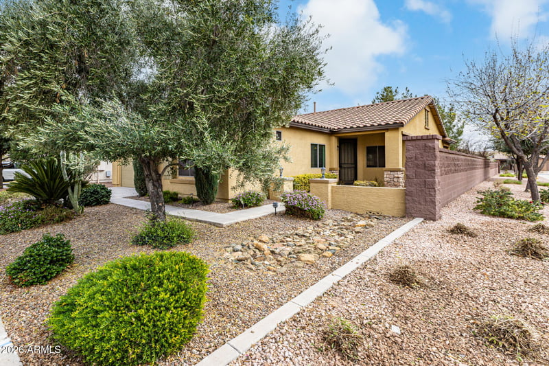525 Reeves Ave, San Tan Valley, AZ 85140
