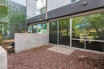 525 Willetta St #2, Phoenix, AZ 85004