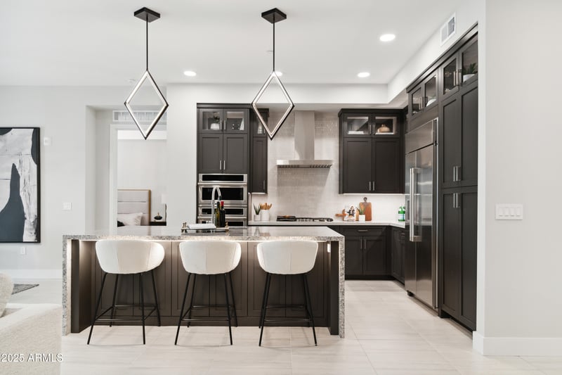 5250 Deer Valley Dr #137, Phoenix, AZ 85054