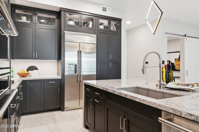 5250 Deer Valley Dr #137, Phoenix, AZ 85054