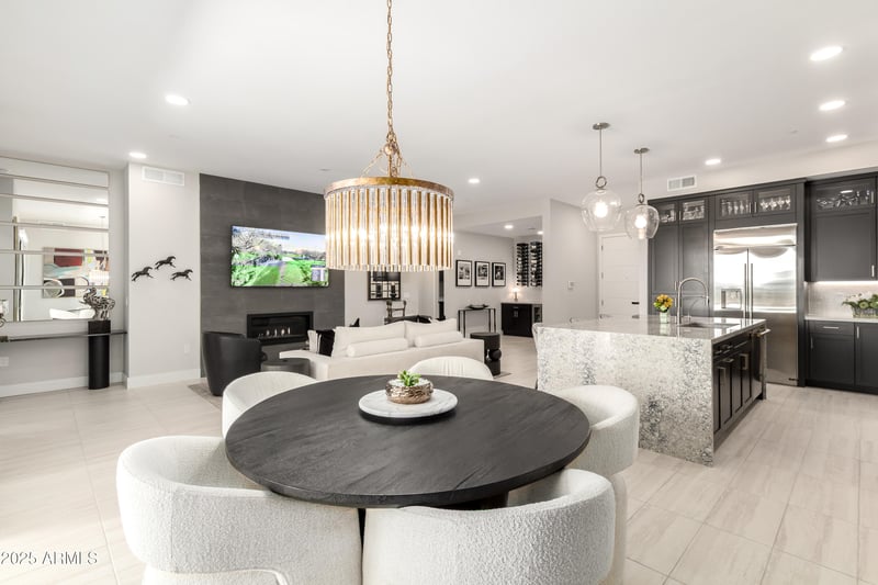 5250 Deer Valley Dr #146, Phoenix, AZ 85054
