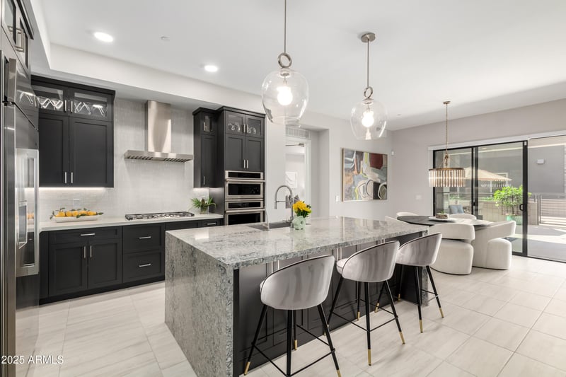 5250 Deer Valley Dr #146, Phoenix, AZ 85054