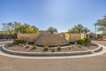 5250 Deer Valley Dr #156, Phoenix, AZ 85054