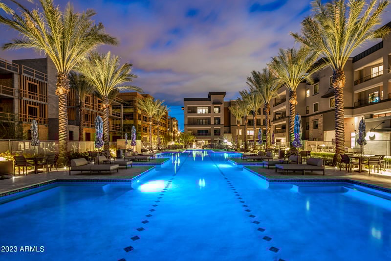 5250 Deer Valley Dr #244, Phoenix, AZ 85054