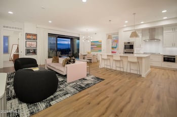 5250 Deer Valley Dr #303, Phoenix, AZ 85054