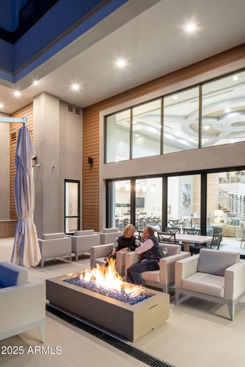 5250 Deer Valley Dr #303, Phoenix, AZ 85054