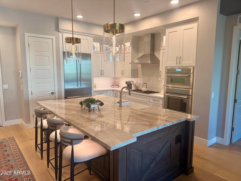 5250 Deer Valley Dr #304, Phoenix, AZ 85054