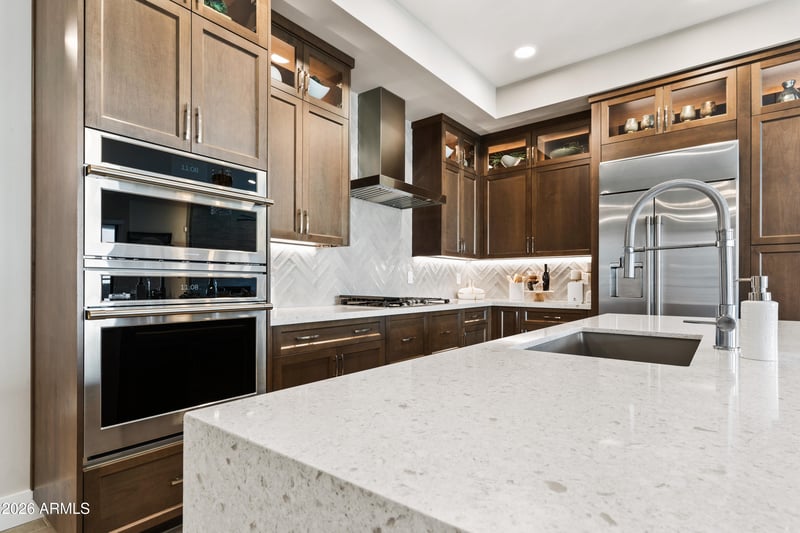 5250 E Deer Valley Dr #120, Phoenix, AZ 85054