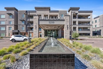 5250 E Deer Valley Dr #247, Phoenix, AZ 85054