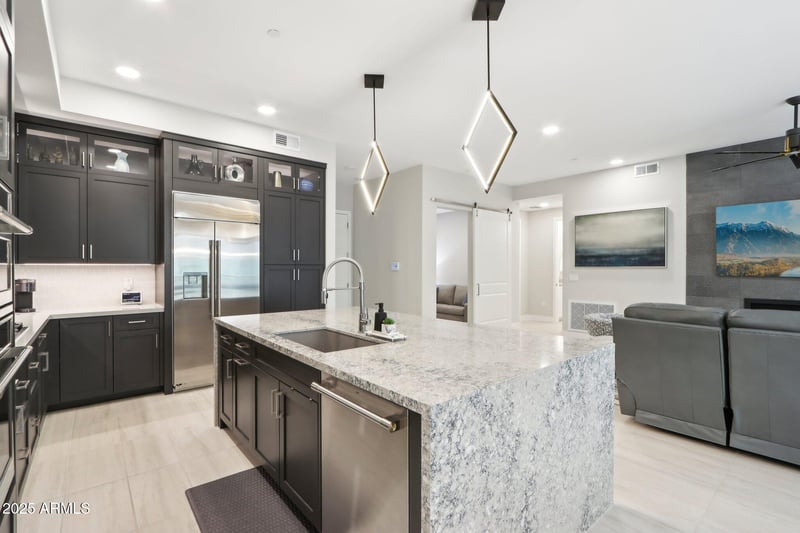 5250 E Deer Valley Dr #247, Phoenix, AZ 85054