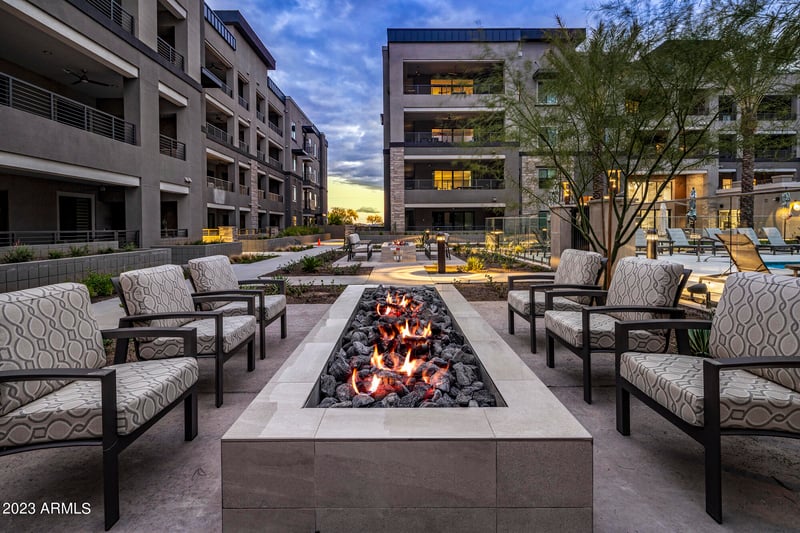 5250 E Deer Valley Dr #316, Phoenix, AZ 85054