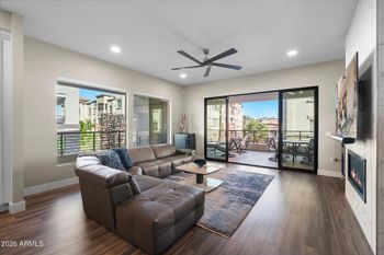 5250 E Deer Valley Dr #353, Phoenix, AZ 85054