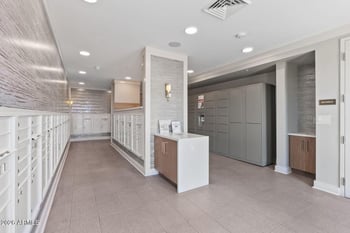 5250 Deer Valley Dr #438, Phoenix, AZ 85054