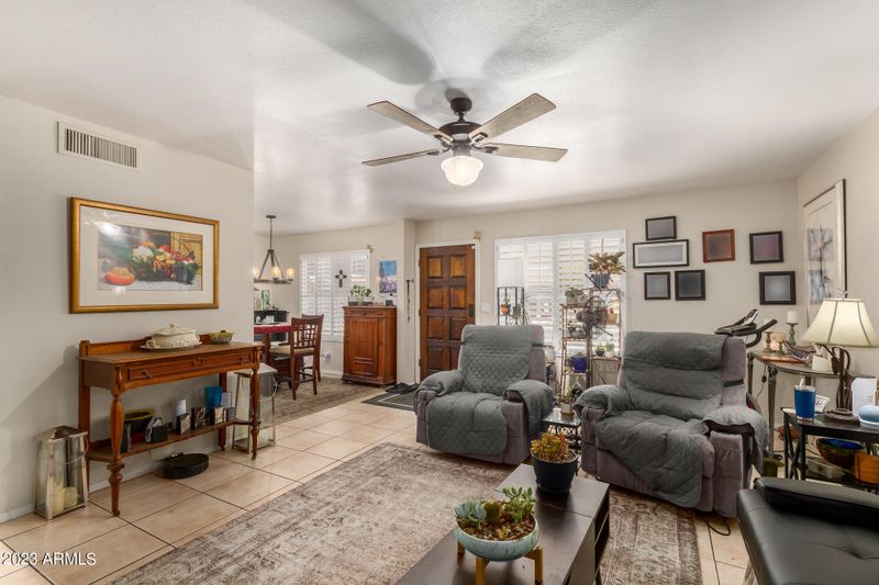 5251 N 18th Dr, Phoenix, AZ 85015