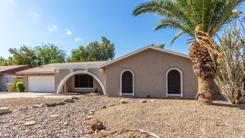 5251 W Harmont Dr, Glendale, AZ 85302