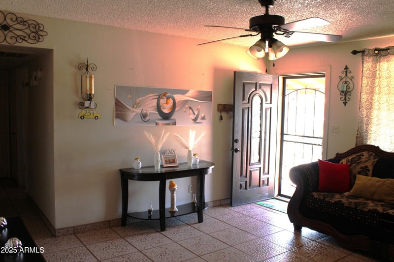 5254 38th Dr, Phoenix, AZ 85041
