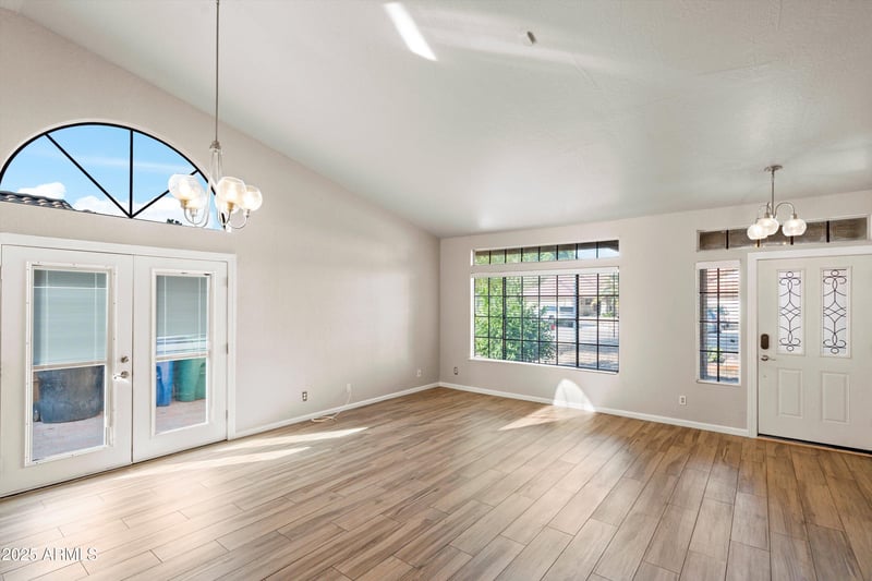 5255 Greenway Cir, Mesa, AZ 85205