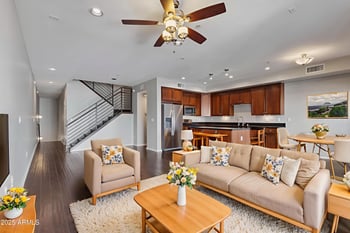 526 1st St #106, Tempe, AZ 85281