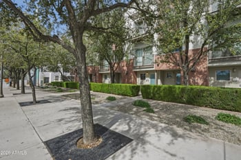 526 1st St #106, Tempe, AZ 85281