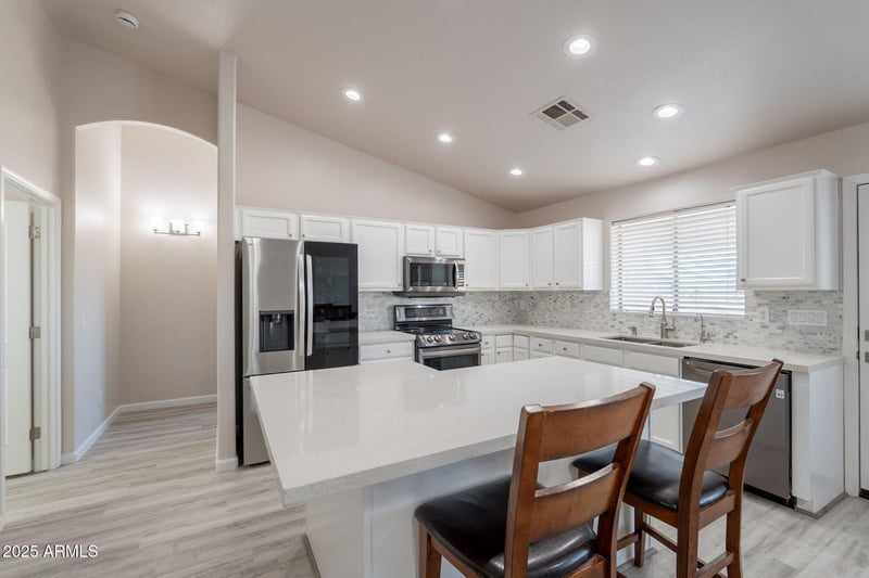 526 Magma Rd, San Tan Valley, AZ 85143
