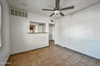 526 Mesa Dr #2, Mesa, AZ 85210