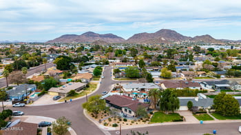 526 Seldon Ln, Phoenix, AZ 85021