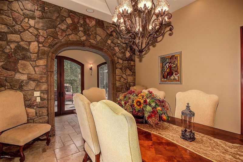 5260 S Ashley Dr, Chandler, AZ 85249