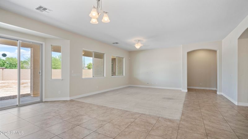 5263 S Joshua Tree Ln, Gilbert, AZ 85298