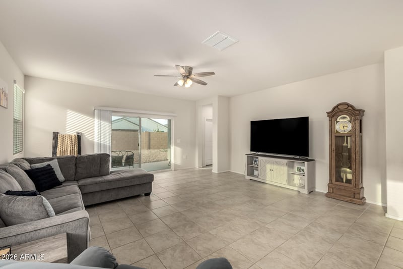 5264 Diatomite Dr, San Tan Valley, AZ 85143