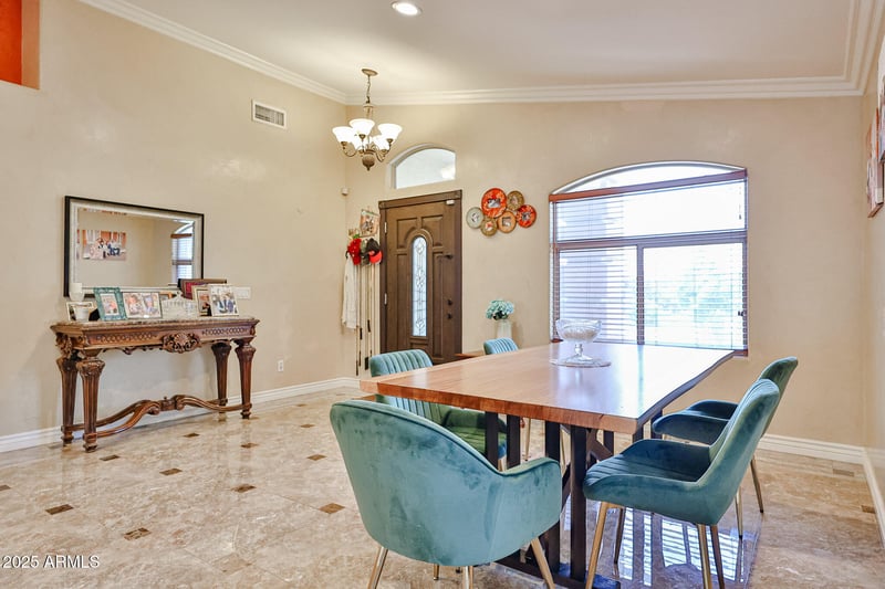 5266 Kaler Cir, Glendale, AZ 85301