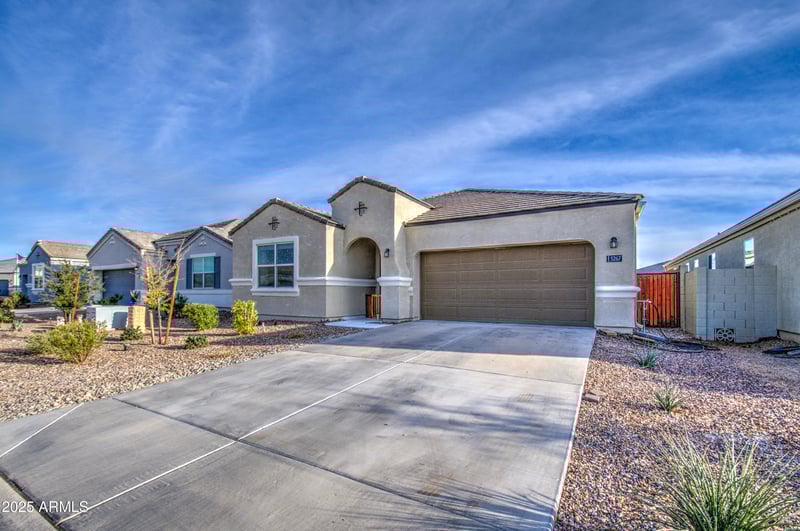 5267 Diatomite Dr, San Tan Valley, AZ 85143