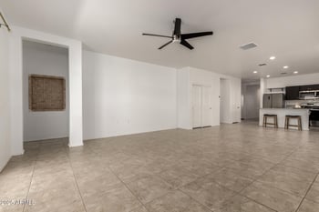 5267 Diatomite Dr, San Tan Valley, AZ 85143