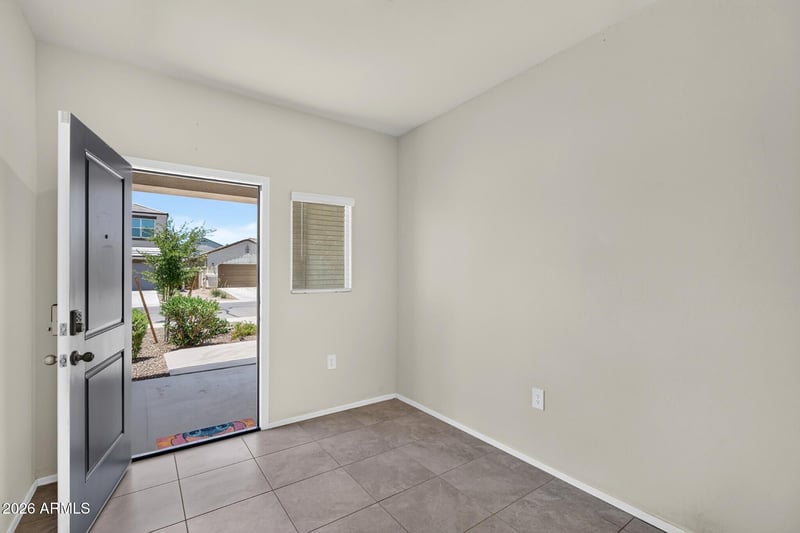 5269 Gummite Dr, San Tan Valley, AZ 85143