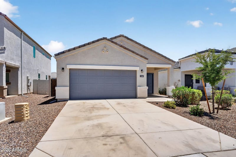 5269 Gummite Dr, San Tan Valley, AZ 85143