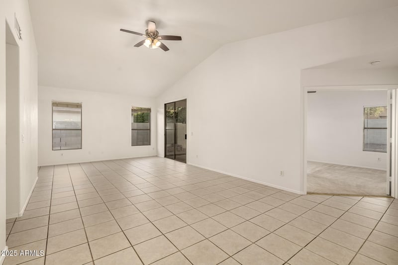 527 Kyle Ct, Gilbert, AZ 85296