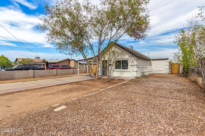 527 Macdonald --, Mesa, AZ 85210