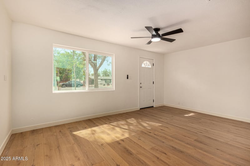 527 Macdonald --, Mesa, AZ 85210